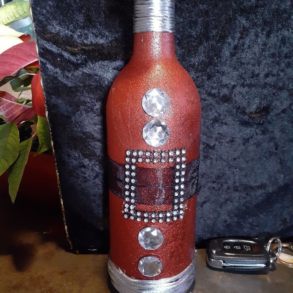 WINE BOTTLE SANTA